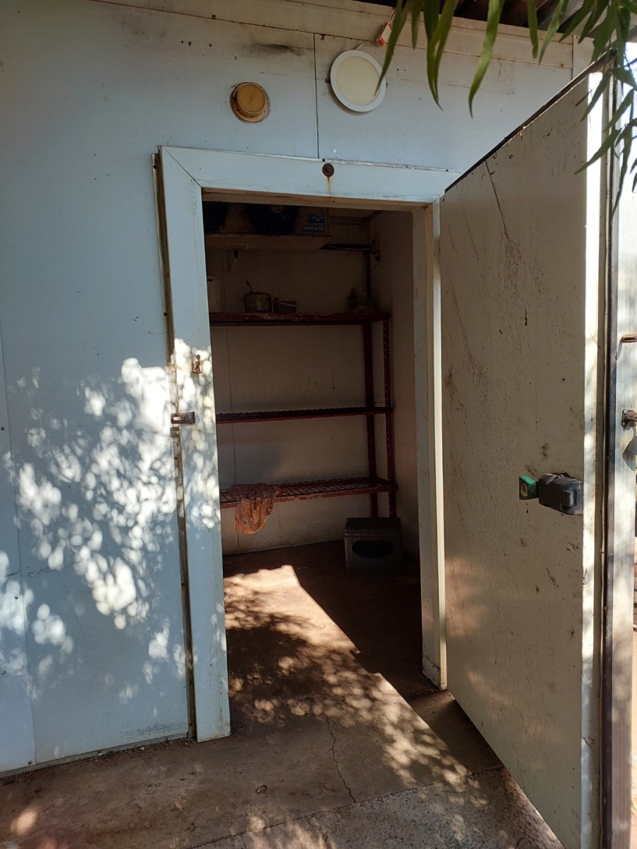 3 Bedroom Property for Sale in Mamogaleskraal AH North West